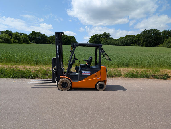 Stapler 6m Hubhöhe 1